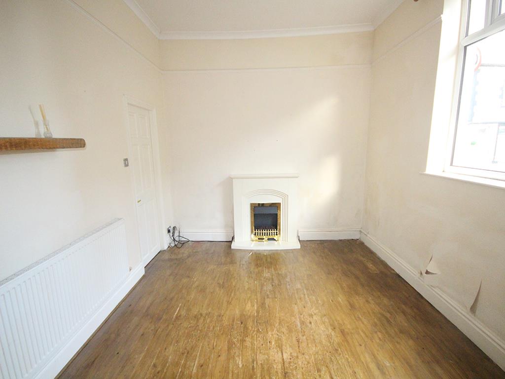 2 bedroom end terrace house For Sale in Barnoldswick - IMG_0873.jpg